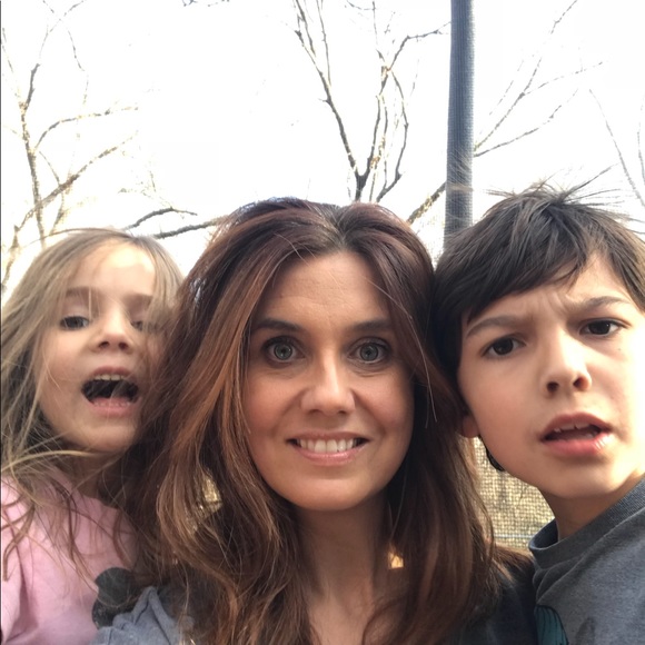 Hi! Welcome... Bookmark Closet Here - Picture 4 of 6